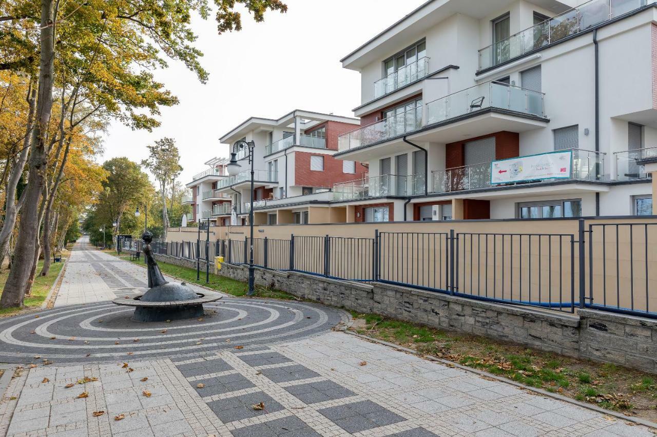 Premium Apartamenty Klifowa Rewal Exterior foto